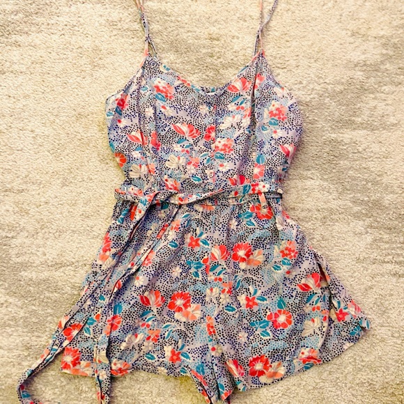 American Eagle Blue and Pink Floral Romper - Picture 4 of 4